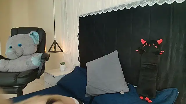 IvyBelle  online show from 12, 2, 2026