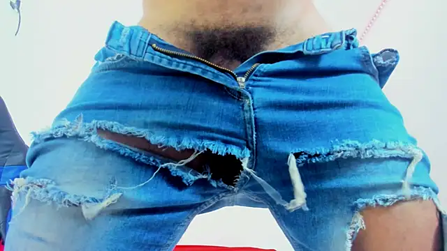 Snapshot of magic_mike_26 chatting on 22, 10, 2025 magic mike 26 online show from 22, 10, 2025