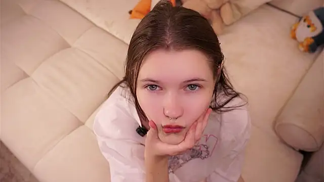 LynHillaire online show from 2, 10, 2025