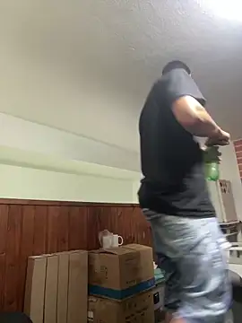 Snapshot of condenovin chatting on 3, 10, 2025 condenovin online show from 3, 10, 2025