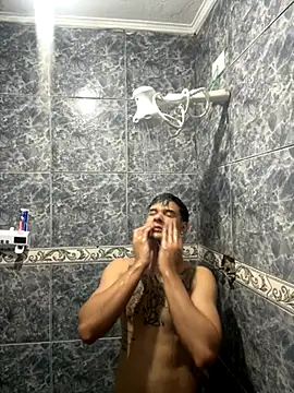 Snapshot of condenovin chatting on 6, 10, 2025 condenovin online show from 6, 10, 2025