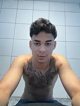 Snapshot of condenovin chatting on 1, 11, 2025 condenovin online show from 1, 11, 2025