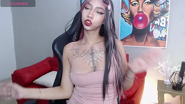 Snapshot of hisui_castles chatting on 8, 10, 2025 hisui castles online show from 8, 10, 2025