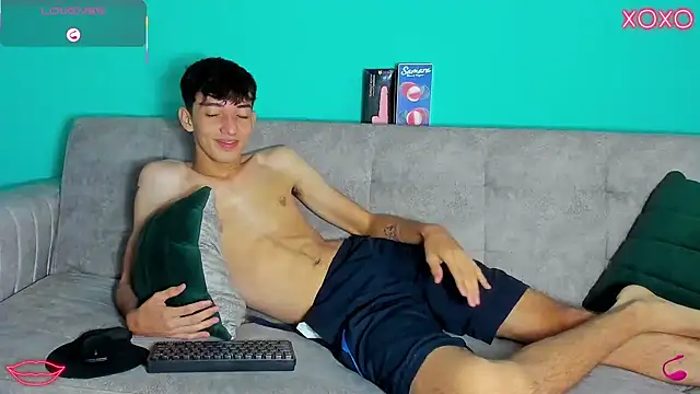 Maikol Ortiz online show from 1, 10, 2025