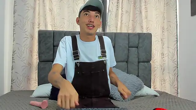 Maikol Ortiz online show from 13, 1, 2026