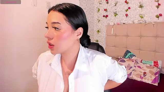 Snapshot of Scarlett_Hot7 chatting on 12, 9, 2025 Scarlett Hot7 online show from 12, 9, 2025