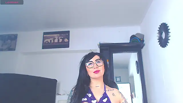Vicky hotmilf online show from 15, 7, 2026