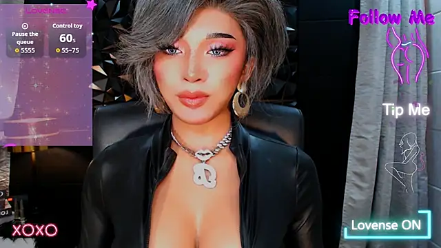 Snapshot of xUrGoddess_Bellax chatting on 19, 10, 2025 xUrGoddess Bellax online show from 19, 10, 2025