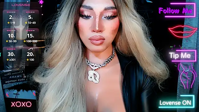 Snapshot of xUrGoddess_Bellax chatting on 21, 10, 2025 xUrGoddess Bellax online show from 21, 10, 2025