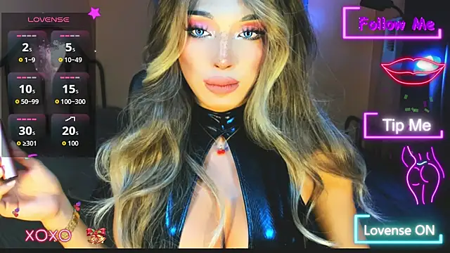 Snapshot of xUrGoddess_Bellax chatting on 20, 11, 2025 xUrGoddess Bellax online show from 20, 11, 2025