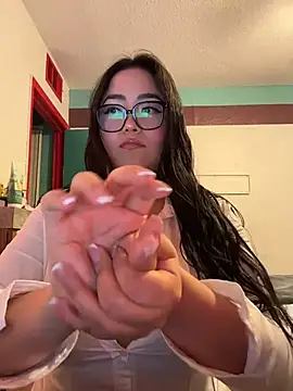 MyHoneyFrida online show from 3, 6, 2026