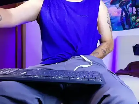 Snapshot of Zoldyck_420 chatting on 20, 10, 2025 Zoldyck 420 online show from 20, 10, 2025