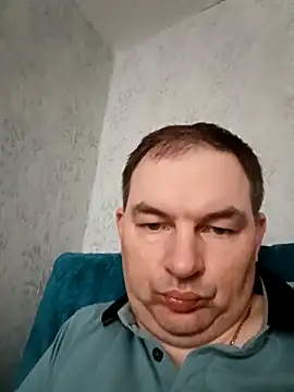 Snapshot of SummerArthur chatting on 4, 10, 2025 SummerArthur online show from 4, 10, 2025