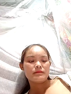 Snapshot of xinhxinhcute chatting on 19, 9, 2025 xinhxinhcute online show from 19, 9, 2025