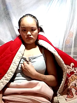 Snapshot of xinhxinhcute chatting on 16, 10, 2025 xinhxinhcute online show from 16, 10, 2025