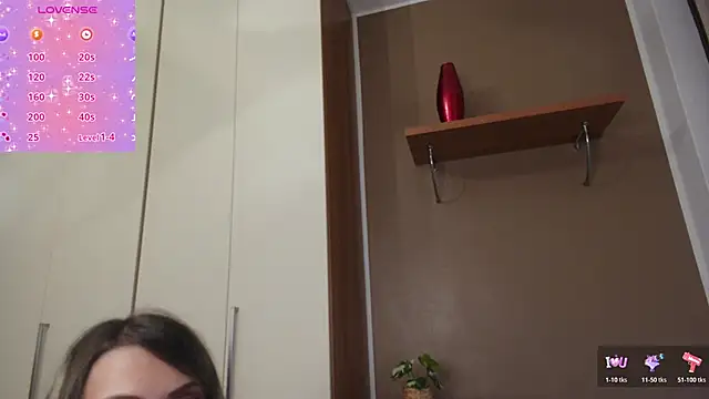 ScarletVerdi online show from 10, 11, 2025