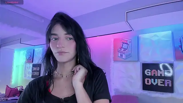 LindaWz  online show from 10, 1, 2026