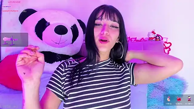 LindaWz  online show from 12, 3, 2026