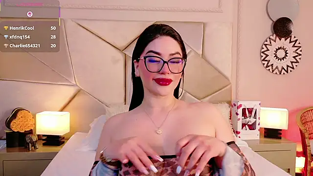 Snapshot of Catalina-Malave chatting on 7, 2, 2026 Catalina-Malave online show from 7, 2, 2026