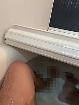 Snapshot of sukebegorilla chatting on 2, 11, 2025 sukebegorilla online show from 2, 11, 2025