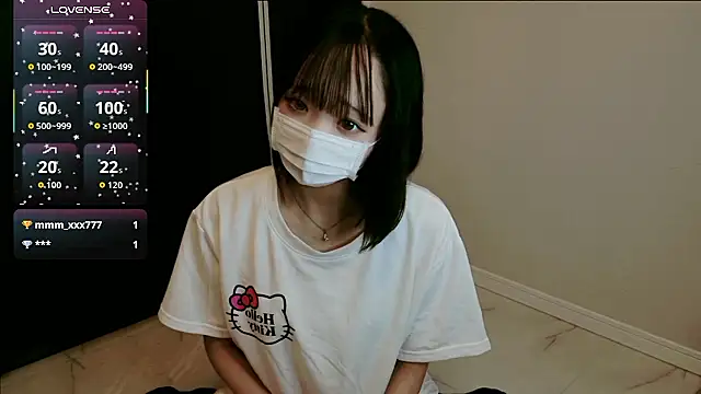 Snapshot of Rina_77 chatting on 8, 9, 2025 Rina 77 online show from 8, 9, 2025