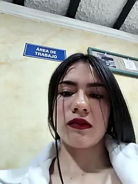 CHARLOTTE  05 online show from 17, 10, 2025