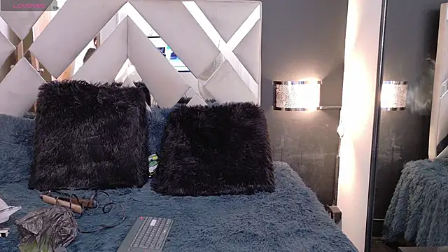 Snapshot of Miia_bunny chatting on 10, 9, 2025 Miia bunny online show from 10, 9, 2025