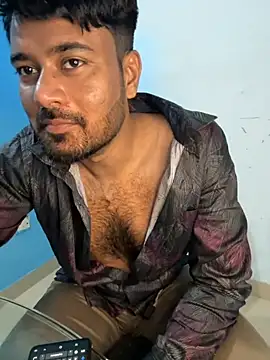 Snapshot of MeekBatgirl chatting on 3, 10, 2025 MeekBatgirl online show from 3, 10, 2025