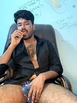 MeekBatgirl online show from 30, 10, 2025