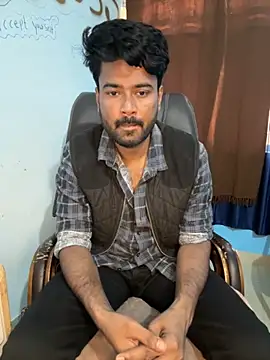 MeekBatgirl online show from 21, 11, 2025