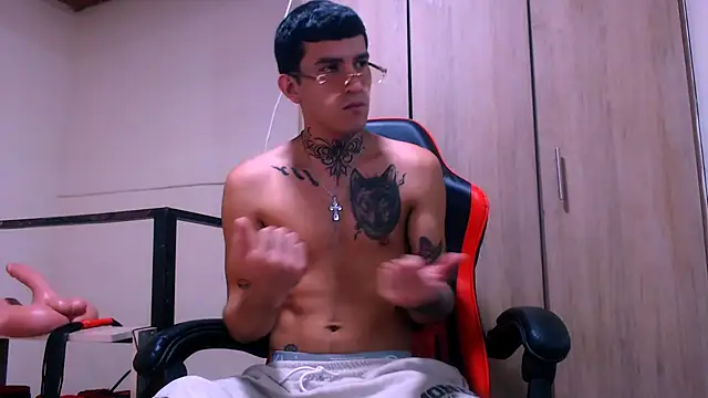 Snapshot of dilan_abraham12 chatting on 10, 3, 2026 dilan abraham12 online show from 10, 3, 2026