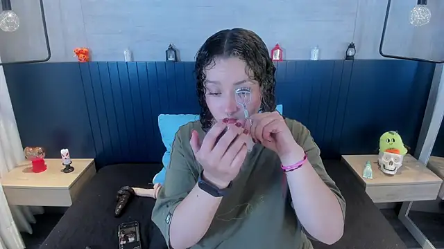 Snapshot of tara_black chatting on 7, 10, 2025 tara black online show from 7, 10, 2025
