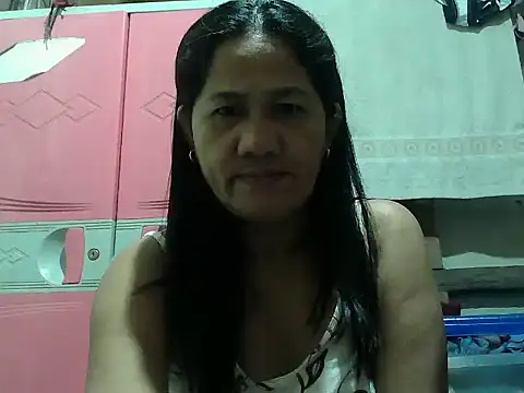 hotmama 063 online show from 8, 10, 2025