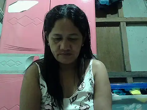 hotmama 063 online show from 15, 10, 2025