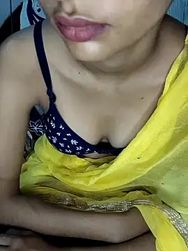 Snapshot of Aidakhan1212 chatting on 20, 9, 2025 Aidakhan1212 online show from 20, 9, 2025