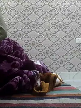 Snapshot of Aidakhan1212 chatting on 12, 11, 2025 Aidakhan1212 online show from 12, 11, 2025