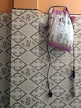 Snapshot of Aidakhan1212 chatting on 22, 12, 2025 Aidakhan1212 online show from 22, 12, 2025