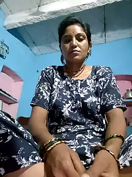 Snapshot of LUCKY_cut chatting on 11, 9, 2025 LUCKY cut online show from 11, 9, 2025