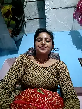 Snapshot of LUCKY_cut chatting on 12, 9, 2025 LUCKY cut online show from 12, 9, 2025