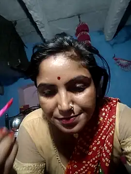 Snapshot of LUCKY_cut chatting on 1, 10, 2025 LUCKY cut online show from 1, 10, 2025