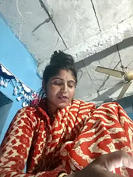 Snapshot of LUCKY_cut chatting on 8, 11, 2025 LUCKY cut online show from 8, 11, 2025