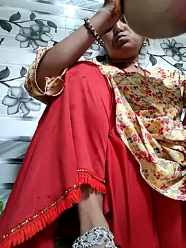 Snapshot of LUCKY_cut chatting on 19, 5, 2026 LUCKY cut online show from 19, 5, 2026