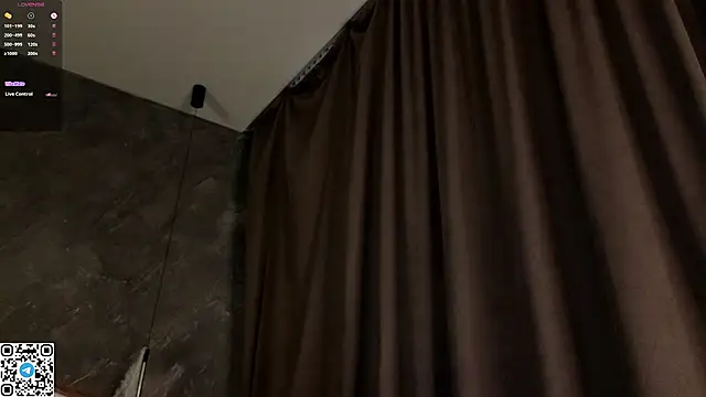 Snapshot of VincenzaGarigliano chatting on 27, 10, 2025 VincenzaGarigliano online show from 27, 10, 2025