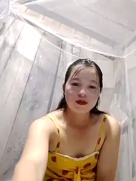Snapshot of samsam-bae chatting on 15, 9, 2025 samsam-bae online show from 15, 9, 2025