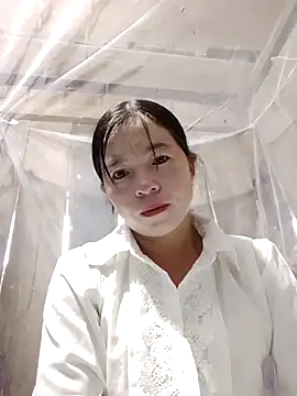 Snapshot of samsam-bae chatting on 11, 10, 2025 samsam-bae online show from 11, 10, 2025