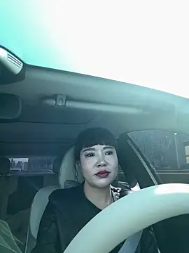 Snapshot of Xinlan-Asia chatting on 15, 12, 2025 Xinlan-Asia online show from 15, 12, 2025