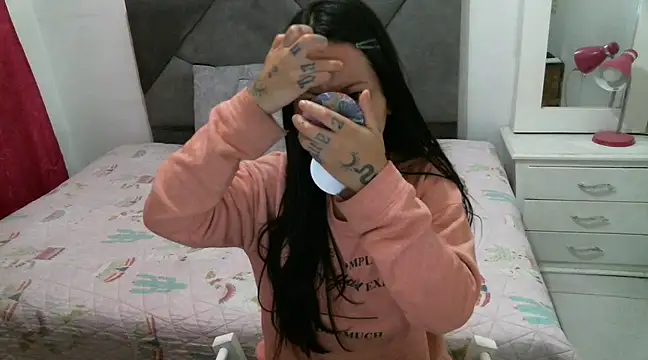 Snapshot of Taylormegan chatting on 19, 3, 2025 Taylormegan online show from 19, 3, 2025