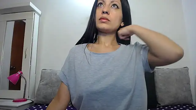 Snapshot of Taylormegan chatting on 24, 10, 2025 Taylormegan online show from 24, 10, 2025