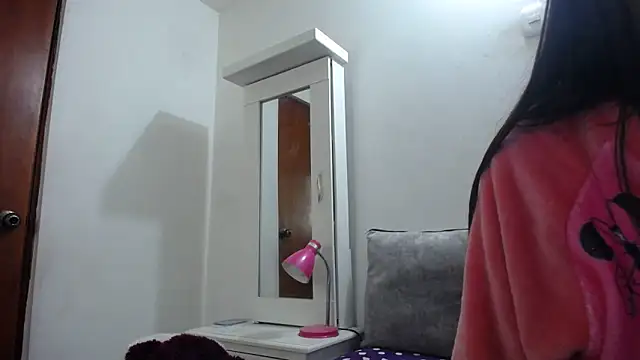 Snapshot of Taylormegan chatting on 1, 11, 2025 Taylormegan online show from 1, 11, 2025