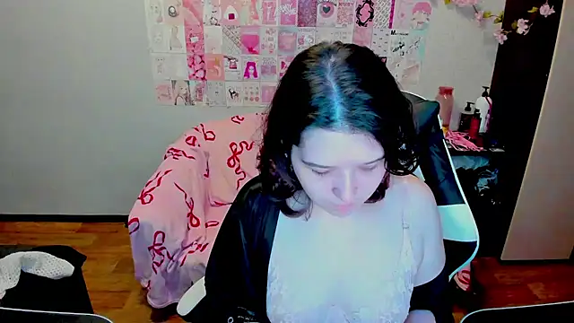 Snapshot of Acid_Kate chatting on 8, 10, 2025 Acid Kate online show from 8, 10, 2025